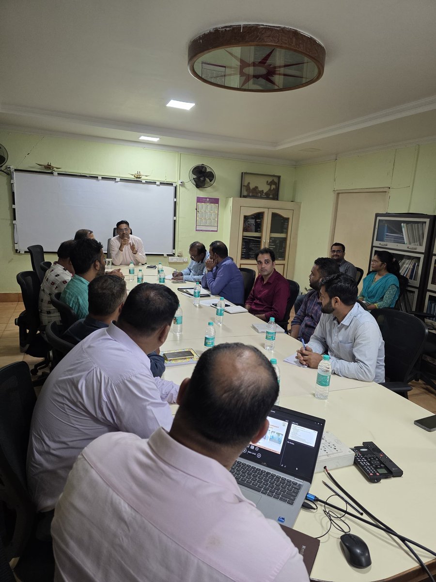 APICOL_Odisha's tweet photo. A convergence meeting was held today at APICOL in the presence of MD,APICOL with OLM, ORMAS & SD&TE to discuss onboarding individuals & groups under MKUY for new agri-enterprises and expansion of existing ones.
#mkuy #Entrepreneurship #APICOL
@arvindpadhee https://t.co/vw3kl7kU8L