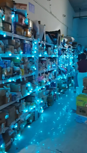 TadecMasy's tweet photo. Are all the express delivery stations so beautiful now? https://t.co/zoeePyZpzx