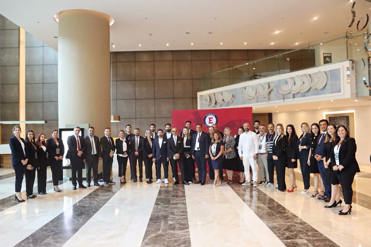 💪🏻😎 Aynı vizyonda buluşan kalpler, aynı hedefe bakan gözler… Geleceği şekillendiren adımlar burada atıldı. Geleceğin Öğretimi Zirvesi X sona erdi. Tüm katılımcılarımıza teşekkür ederiz.

#egebil #EğitiminZirvesi #GOZX #ZirvedeBuluşalım #GeleceğinÖğretimiZirvesi