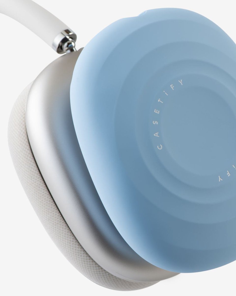 Made from soft-touch silicone, this headphone case features a subtle ripple pattern and anti-static coating, ensuring easy application and removal with a secure grip.

Ripple Case by Ponti Design Studio x Casetify

#designwanted #design #industrialdesign #headphones