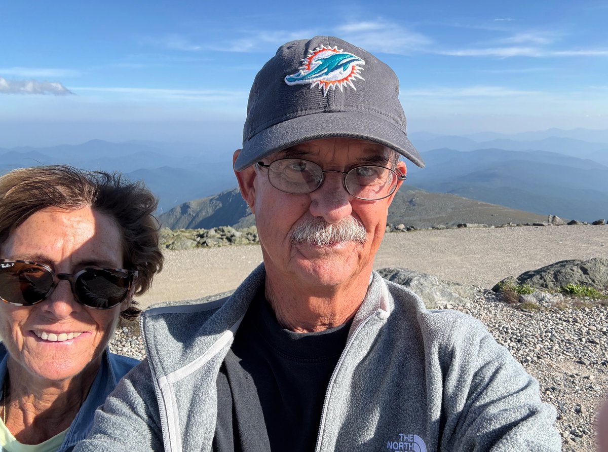 When it isn’t citrus season Jeb and Cindy are on the move. Here they are in Gilford, New Hampshire on their annual trip to see the Dave Matthews Band. #poinsettiagroves