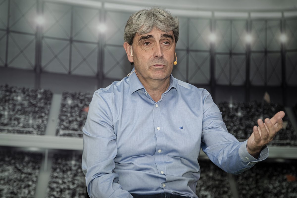 CierzoVisual's tweet photo. Presentación de Paulino de la Fuente y Carlos Pomares como jugadores del Real Zaragoza (Zaragoza, 5 agosto 2025). https://t.co/GaOq7JZ0nG