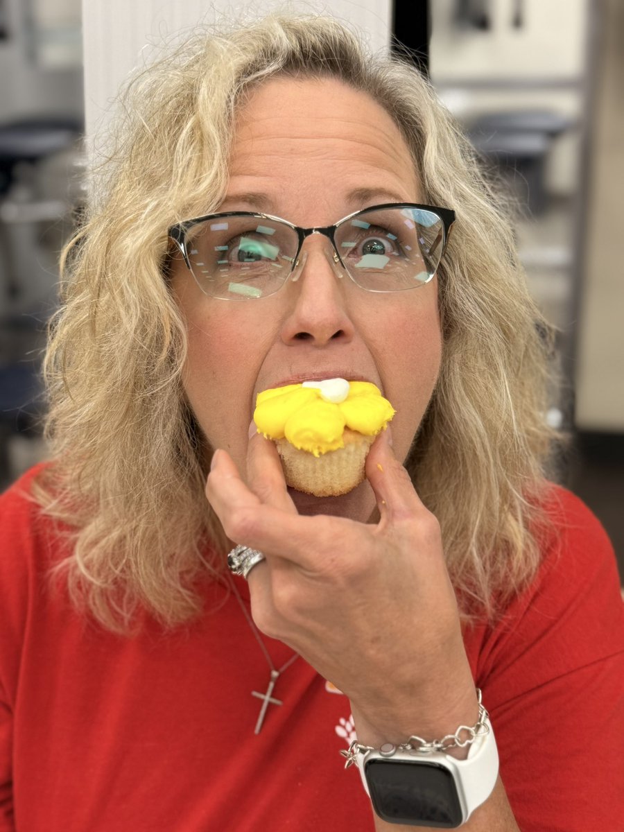 Melissa Lester (@cfisdmelissa) on Twitter photo A sweet THANK YOU from <a href="/CFISDCOMMPROG/">CFISD COMMUNITY PROGRAMS</a> to <a href="/HEB/">H-E-B</a> for the generous donation of cupcakes for our <a href="/CFISDELCS/">CFISD ELCs</a> professional development on July 21! Your support added the perfect pop of color (and flavor!) to our day.
🌼💜💛💙
Together, we grow.
#HelpingHands #ChooseThePathToAmazing A sweet THANK YOU from <a href="/CFISDCOMMPROG/">CFISD COMMUNITY PROGRAMS</a> to <a href="/HEB/">H-E-B</a> for the generous donation of cupcakes for our <a href="/CFISDELCS/">CFISD ELCs</a> professional development on July 21! Your support added the perfect pop of color (and flavor!) to our day.
🌼💜💛💙
Together, we grow.
#HelpingHands #ChooseThePathToAmazing