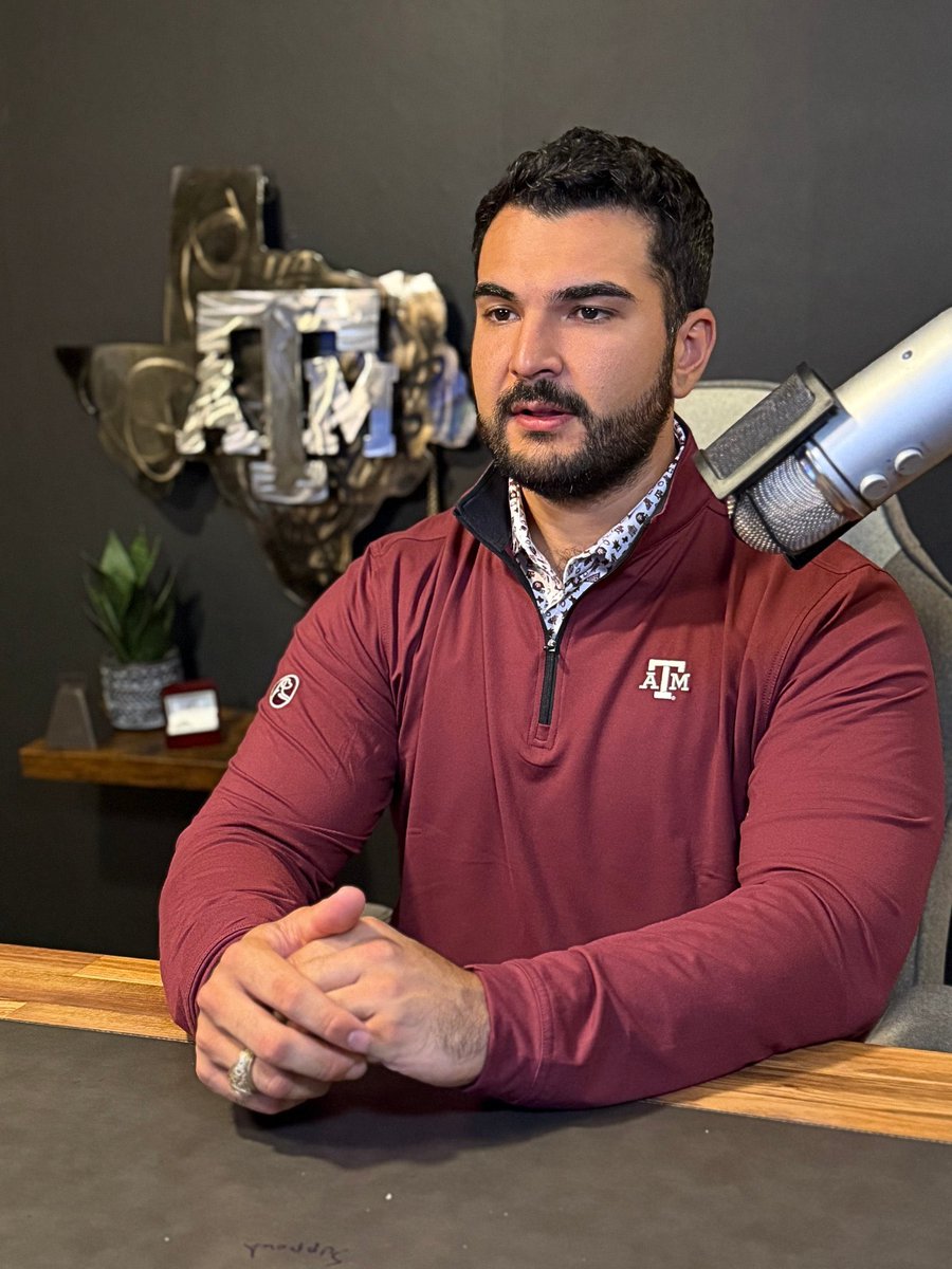 Drewtamu's tweet image. 🚨 It’s here!! 🚨 

The full Texas A&amp;amp;M @Rhoback line just dropped, and it’s elite! 

Use code DREWTAMU for 20% off your first order: 🔗 rhoback.com/collections/te…

🔥 GIVEAWAY TIME 🔥
Simply RT this post to enter to win a Rhoback hoodie (you choose maroon or white).