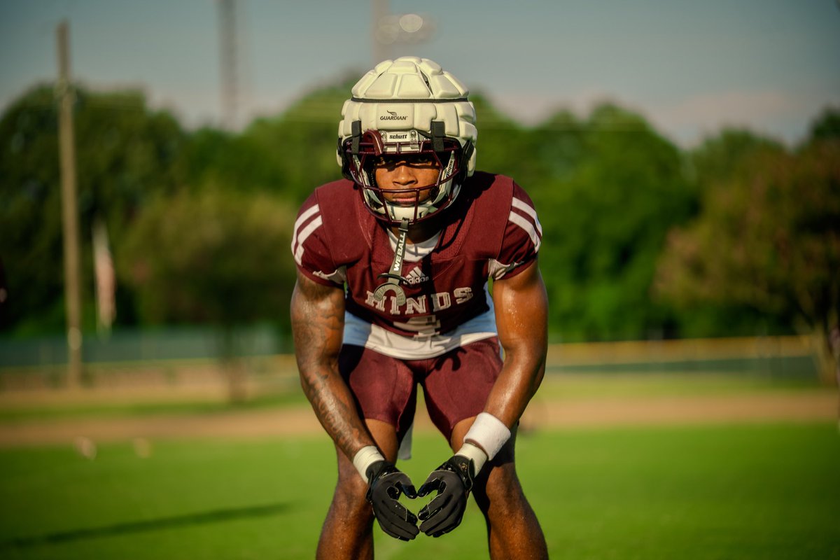staydown 4 ! <a href="/CoachJones2010/">CJ</a> <a href="/CoachT_Pope/">Terrance Pope</a> <a href="/Coach_OC14/">Omarr Conner</a> 🦅