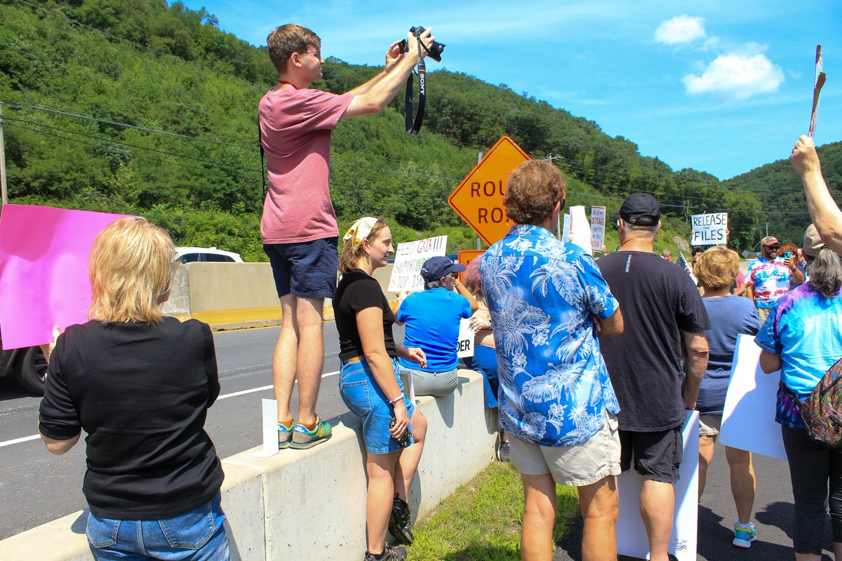 JaySkook's tweet image. Matthew Perschall (@MatthewPerscha1) getting the shot