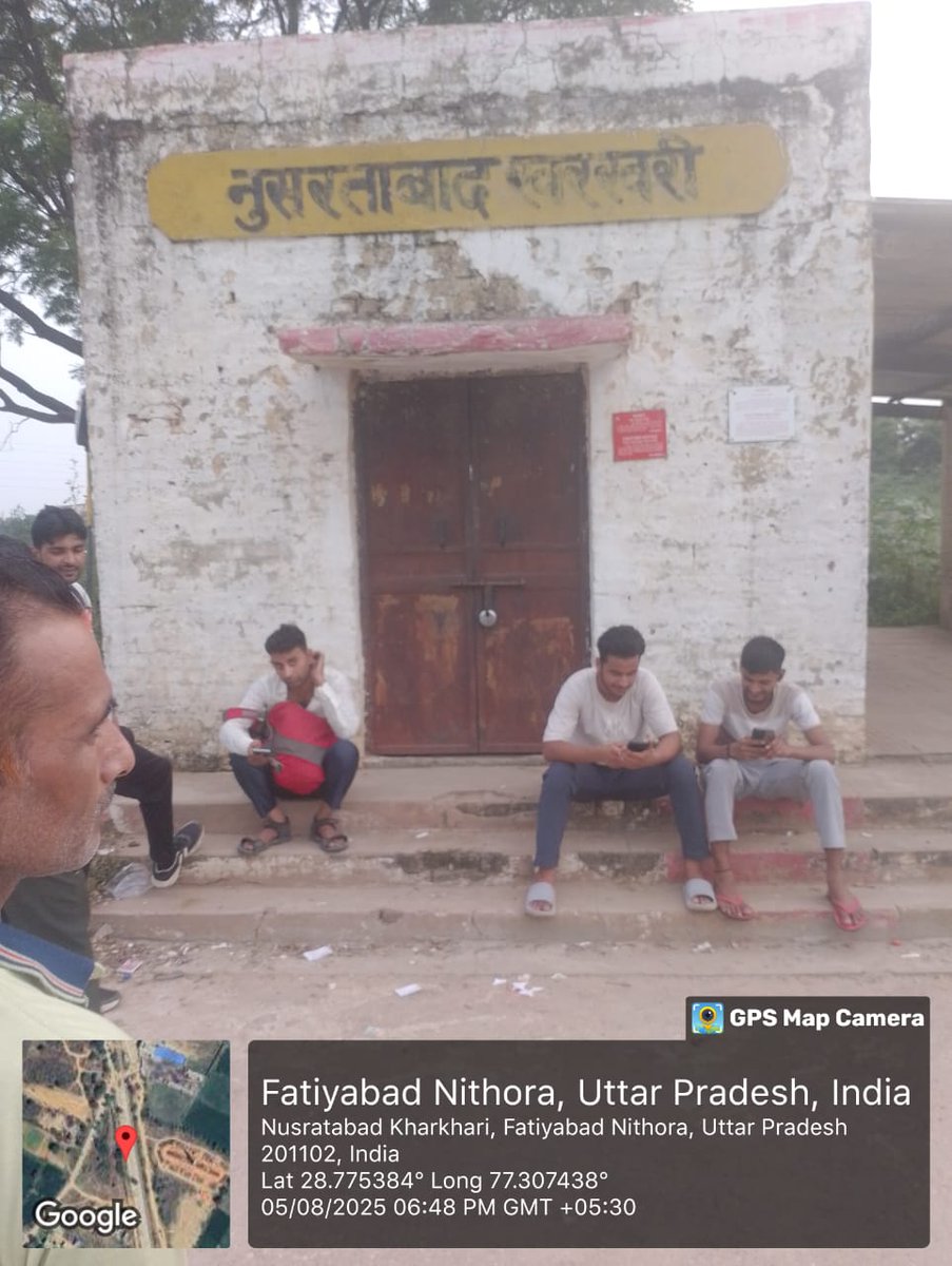ANUJ BANSAL(SEC.) (@anuj_bansal738) on Twitter photo रेलवे में #digitization कि दरकार जब तक
खिड़कियों से टिकट बिकेंगे तब तक रेलवे पिछड़ेगा /#delhi_shamli_saharanpur
==नुसरताबाद खरखरी =टिकट खिड़की बंद==
<a href="/PMOIndia/">PMO India</a> <a href="/RailMinIndia/">Ministry of Railways</a>
<a href="/GM_NRly/">GM Northern Railway</a> <a href="/RailwayNorthern/">Northern Railway</a>
<a href="/drm_dli/">DRM Delhi NR</a> <a href="/DRM_Agra/">DRM Agra</a> <a href="/drm_lko/">DRM Lucknow NR</a>
<a href="/9760vikassoni/">Adv Vikas Soni</a> <a href="/aditiyadav_00/">Aditi Yadav</a>
<a href="/IqraMunawwar_/">Iqra Hasan</a> रेलवे में #digitization कि दरकार जब तक
खिड़कियों से टिकट बिकेंगे तब तक रेलवे पिछड़ेगा /#delhi_shamli_saharanpur
==नुसरताबाद खरखरी =टिकट खिड़की बंद==
<a href="/PMOIndia/">PMO India</a> <a href="/RailMinIndia/">Ministry of Railways</a>
<a href="/GM_NRly/">GM Northern Railway</a> <a href="/RailwayNorthern/">Northern Railway</a>
<a href="/drm_dli/">DRM Delhi NR</a> <a href="/DRM_Agra/">DRM Agra</a> <a href="/drm_lko/">DRM Lucknow NR</a>
<a href="/9760vikassoni/">Adv Vikas Soni</a> <a href="/aditiyadav_00/">Aditi Yadav</a>
<a href="/IqraMunawwar_/">Iqra Hasan</a>