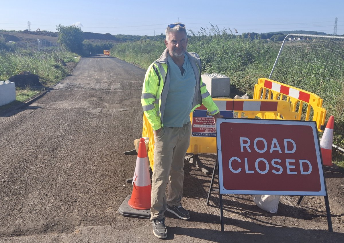 Councillor Stuart Heaver visited the Seasalter Lane roadworks with <a href="/KentHighways/">KCC Highways</a> staff today to check on progress.  He was told that the extensive repair work following a critical highways failure will be completed by next week and the road should re-open by 14th August.