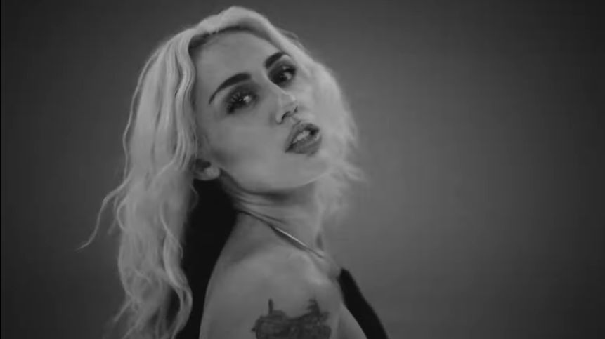 Miley Cyrus most nominated eras on VMAs:

1. Endless Summer Vacation/ Bangerz – 6
2. Plastic Hearts – 5
3. Something Beautiful – 4
4. She Is Coming / Breakout – 2
5. Younger Now – 1