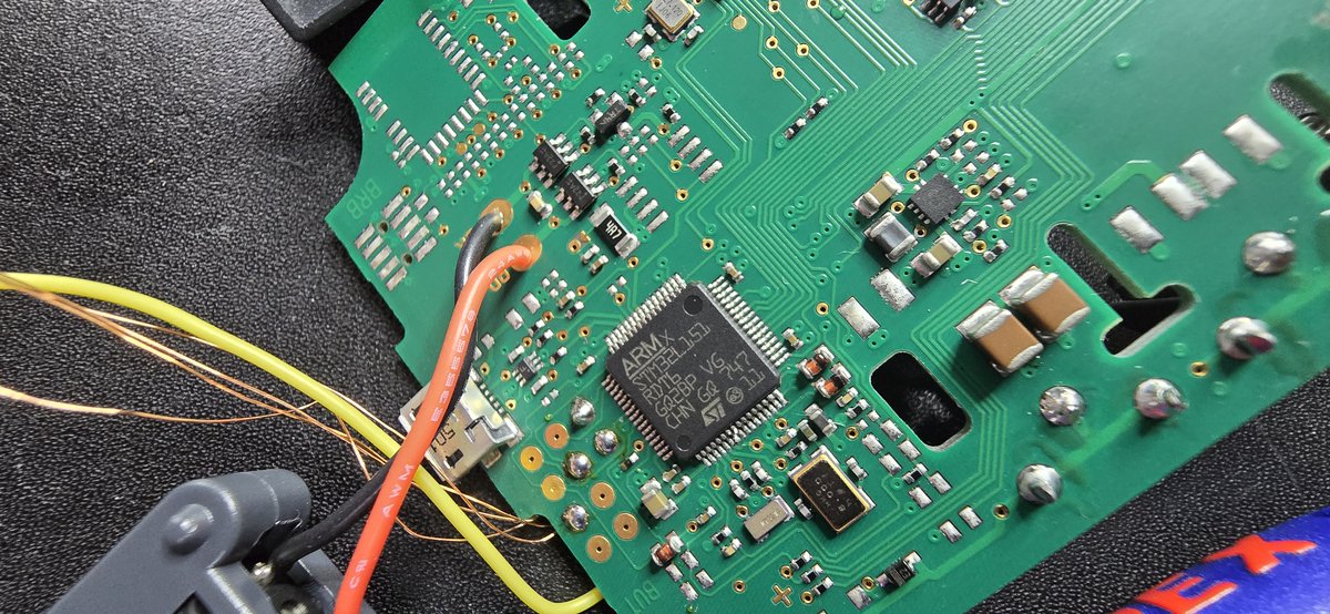 atc1441's tweet image. Digged into the Gantner ECO NFC Lock

The unlocked STM32L151 did give the Firmware and their Android MoLa App is nice to Reverse engineer still no Luck finding any holes😅

Learned a lot about NFC! The App will emulate an NFC Tag to configure incl. a both way Unique key Handshake