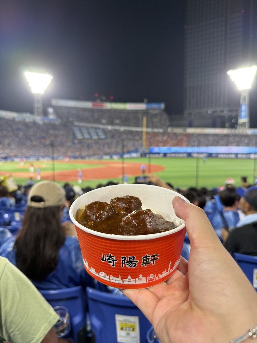 知っているかい？カレーもあるんだよ。