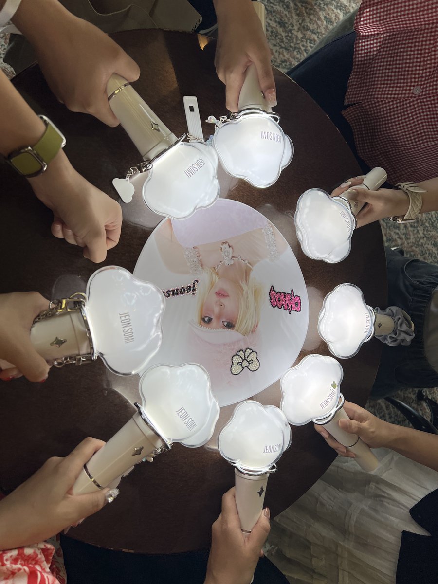 솜애기☁️ tweet media