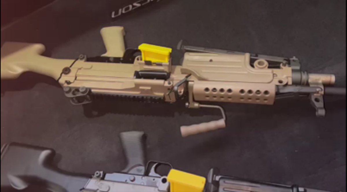 👨🏻‍⚖️ El fiscal federal Gregory W. Kehoe anunció que seis residentes de DeLand, #Florida fueron condenados a prisión por traficar #armas de alto calibre a #cártelesmexicanos, incluyendo rifles Barrett .50 capaces de perforar armaduras. Autoridades locales, reveló que las armas eran