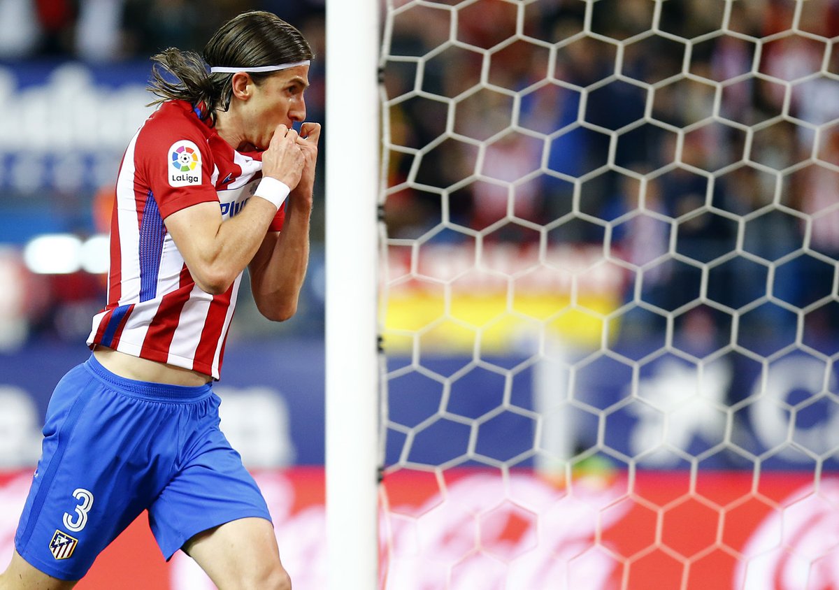 Leyendas Atlético de Madrid (@atletileyendas) on Twitter photo ¡Hoy también celebra su cumpleaños <a href="/filipeluis/">Filipe Luis</a>! 😍
🇧🇷 Vistiendo la rojiblanca, el lateral brasileño disputó 333 encuentros y conquistó una Liga, una Copa del Rey, tres Supercopas de Europa y dos Europa League.
¡Felices 40, Filipe! 😊 ¡Hoy también celebra su cumpleaños <a href="/filipeluis/">Filipe Luis</a>! 😍
🇧🇷 Vistiendo la rojiblanca, el lateral brasileño disputó 333 encuentros y conquistó una Liga, una Copa del Rey, tres Supercopas de Europa y dos Europa League.
¡Felices 40, Filipe! 😊