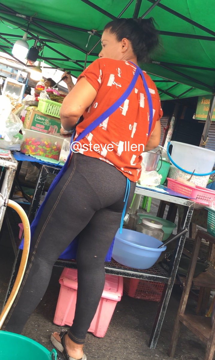 รุ่นใหญ่ ขายของ