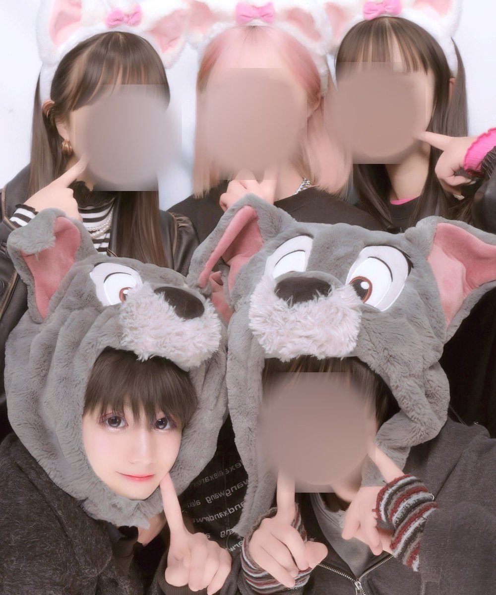 これ結構前のだけど、プリクラってこんなに変わるんだなって思った