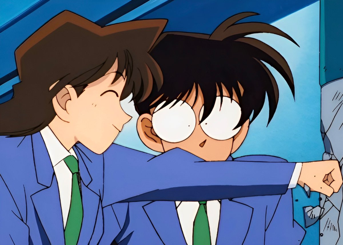 Ran is the captain of the karate team after all🤭

Episode 1: The Roller Coaster Murder Case
#dcphanimeandmanga