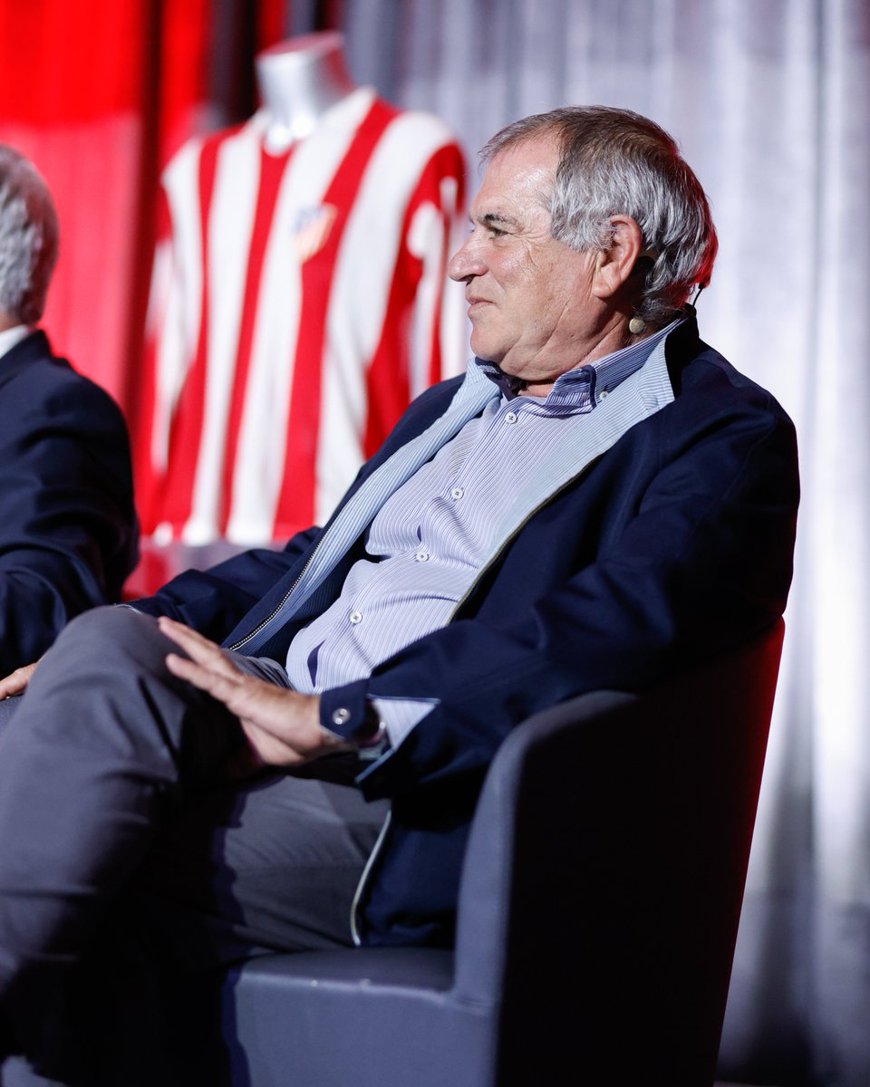 🎂 ¡Hoy sopla las velas Marcelino Pérez Ayllón, quien cumple 70 años! 

El defensa, catalán disputó 259 partidos oficiales a lo largo de 11 temporadas como rojiblanco y logró una Liga, dos Copas y una Intercontinental.

¡Felicidades! 🥳