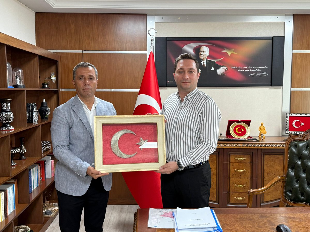 Kaymakamımıza Hayırlı Olsun Ziyareti

 📌İlçe Halk Eğitim Müdürümüz Şenol ESEN ve kurum personellerimiz
📌İlçe Milli Eğitim Müdürümüz Müslüm YILDIRIM ve Şube Müdürümüz Mustafa ŞENEL
📌İlçe Müftümüz Mehmet ÇELİK
📌Gazimiz Mehmet Cevdet GERÇEK
📌Tic. San. Odası Bşk. Sadettin BİLGİN