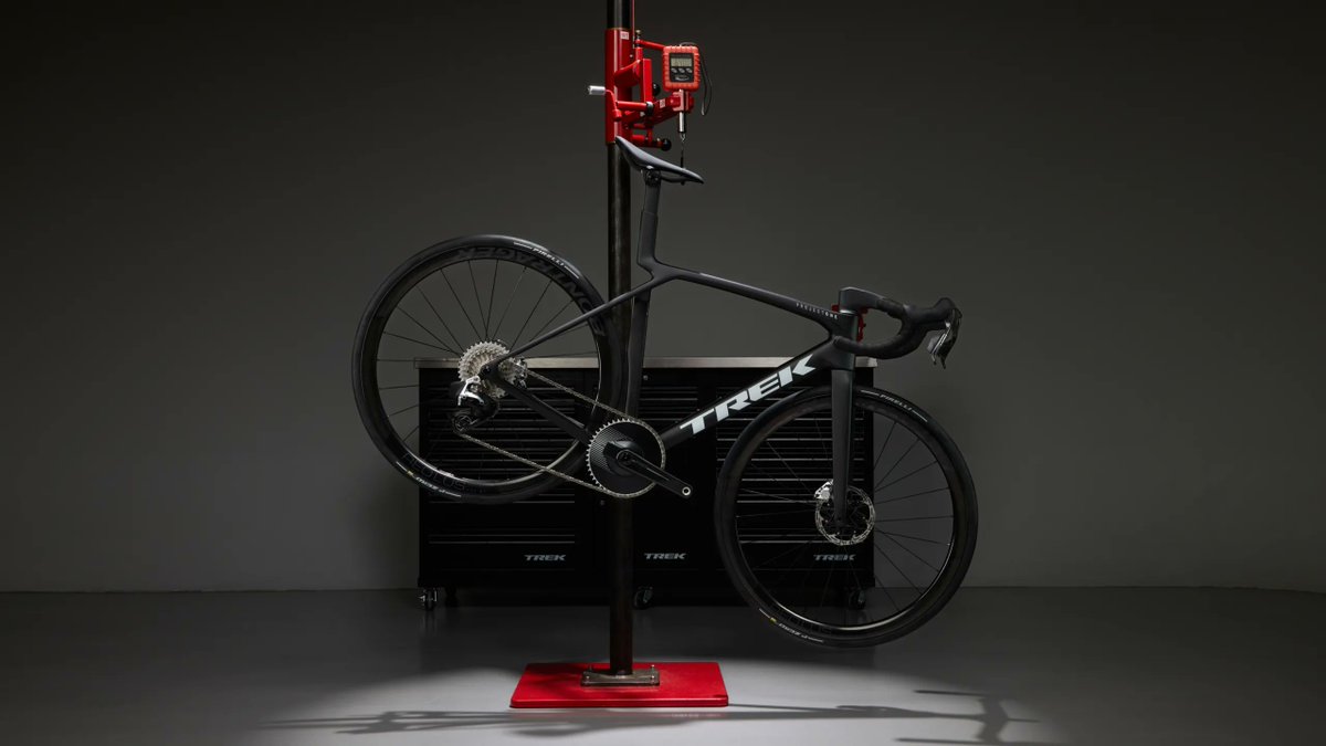 Forget the UCI: Trek Adds Ultra Light Madone Gen 8 with UCI-Illegal SRAM 1x Build bikerumor.com/trek-ultra-lig…