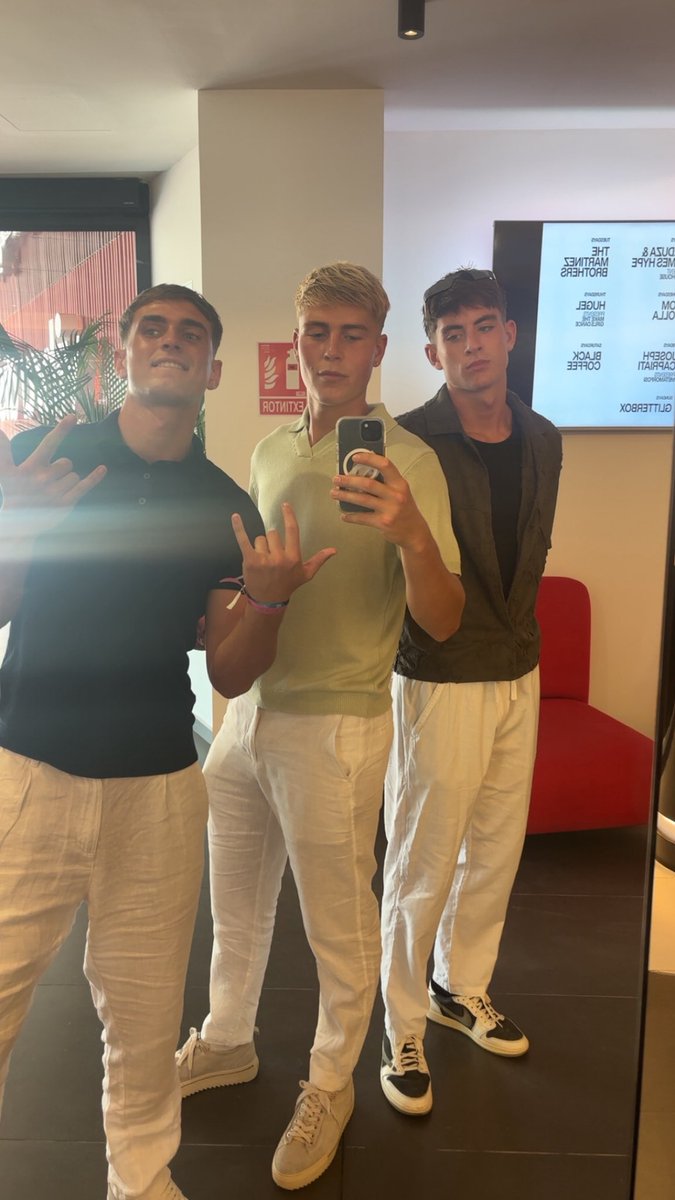 3 studs spending some easy earned cash ;)