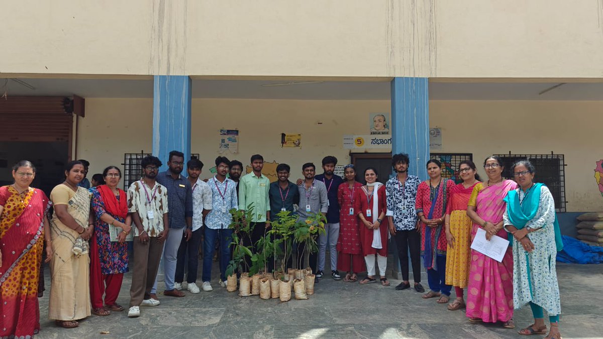 NhckOfficial's tweet photo. Leo Club Elite Horizonites &amp; NSS, in association with IIC, celebrated World Environment Day at Govt. Primary School, Vijinapura with activities promoting environmental awareness &amp; sustainability.
#WorldEnvironmentDay #NHCK #MHRD #MOE https://t.co/PDwIYVer4g