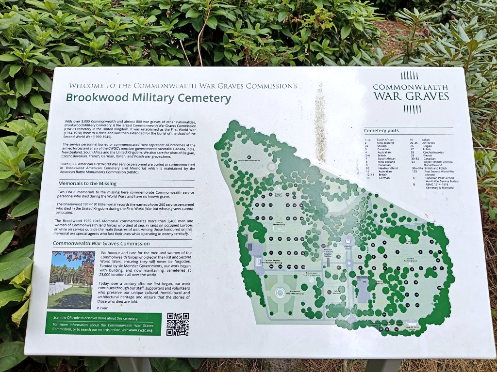 Brookwood Military Cemetery in the UK🇬🇧
<a href="/CWGC/">Commonwealth War Graves</a> <a href="/AAPAComms/">AAAComms</a>