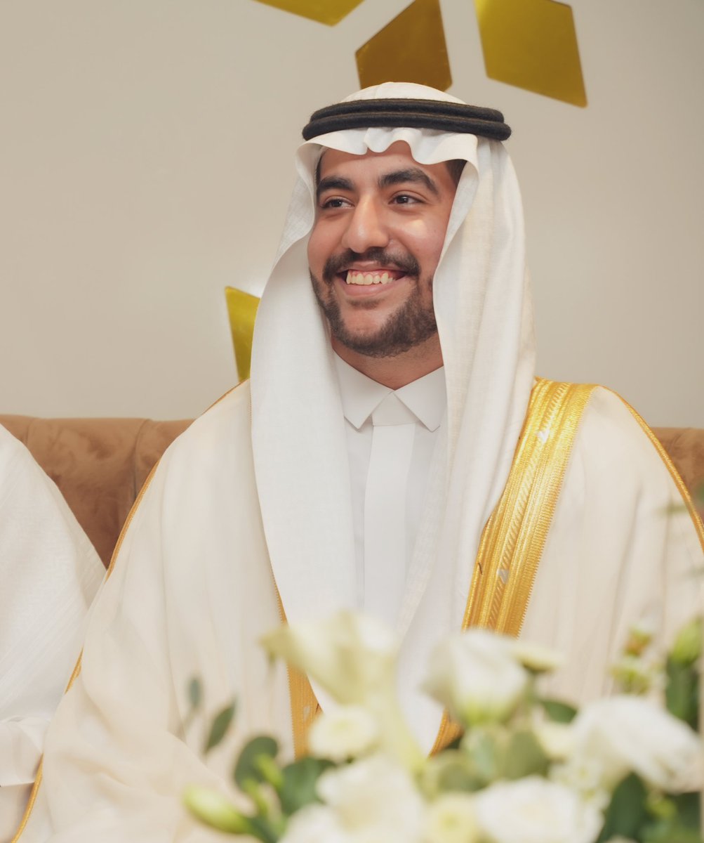 iBasharr's tweet photo. 10-7-2025 
الحمدلله الذي جعل لنا من انفسنا أزواجًا 
بحضور الاهل والأحباب اكتملت فرحتي بعقد قراني على من أحببتها واخترتها بين الانام 
جعلها الله لي كما يحب ، و اجعلني لها خير زوج ورفيق https://t.co/2ZF5LWOYY3