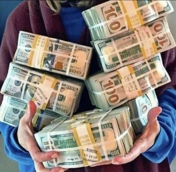 GraceAnna34412's tweet image. Hail The light 🔺 👁️🔺 Benefits given to a every new member of illuminati organization ✨💵