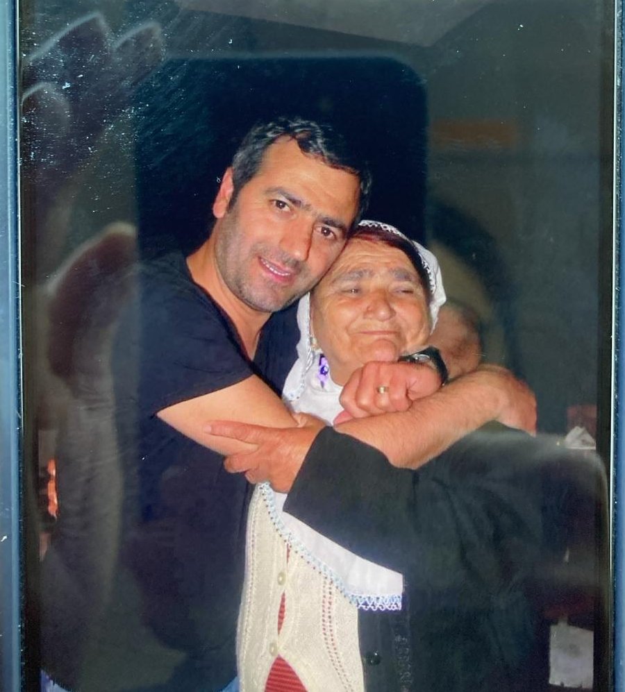 Tayad’lı anne pullu ana vefat etti.ailesi ve yakınlarına başsağlığı diliyoruz.