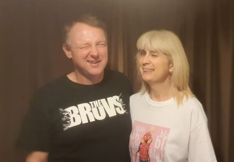 TheBruvsTV's tweet photo. Give us a #wink.. do it for #WednesdayWinkDay with #TheBruvs
we also do #comedy #cartoons
SUBSCRIBE TO THE BRUVS YOUTUBE CHANNEL https://t.co/yh1XmanRMS
#beawinker #getwinking #comedyshow https://t.co/YxvZfsQQNl