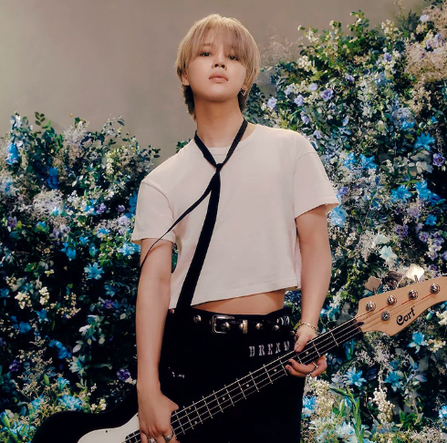 AboutMusicYT's tweet photo. Jimin of BTS achieves his first VMAs nomination as a soloist. https://t.co/ICsQRF2K6X