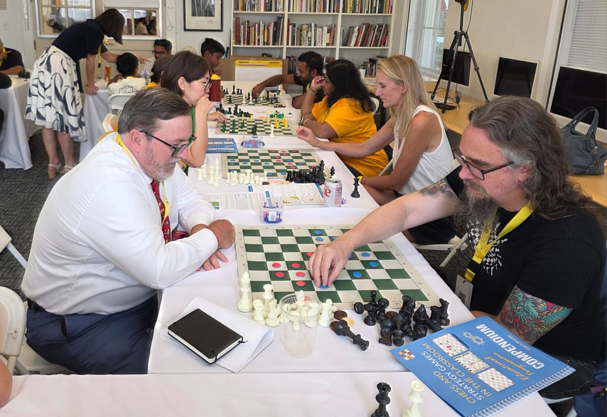ECU_Education's tweet photo. The Chess, Maths and Strategy Games masterclass was a great success at the #SmartMovesSummit organised by @ischoolchess where John introduced the new Chess and Strategy Games in the Classroom educational programme Compendium in collaboration with @logiqboard_
#chessineducation https://t.co/CB14cKSjZm