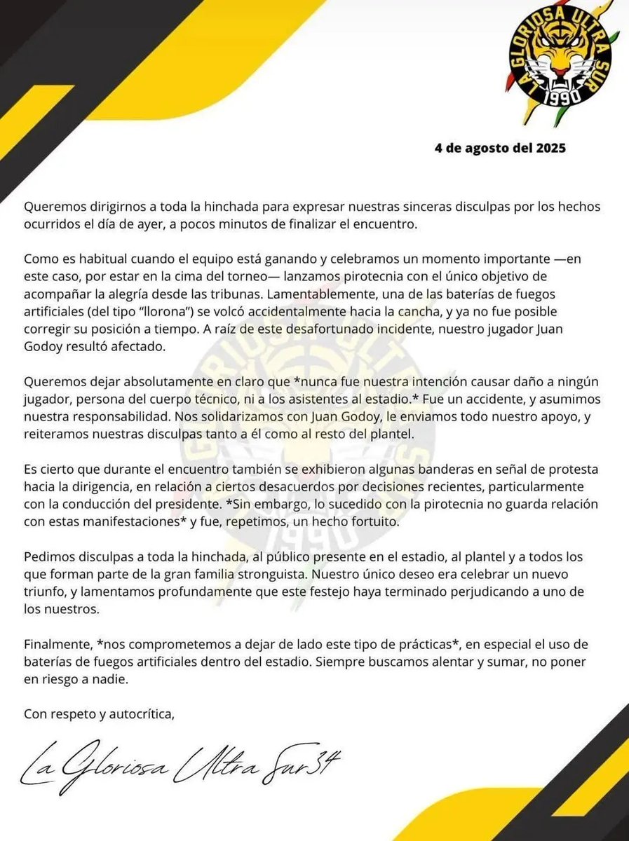 ramirocamacho1's tweet photo. #Ingenuos❓
Está es una disculpa que no tiene ni pies ni cabeza por parte de la #UltraSur barra del @ClubStrongest. Se piensa que la gente es tonta❓Deben merecer la sanción que corresponde por parte de las autoridades pertinentes. https://t.co/FrEnnh0uxY