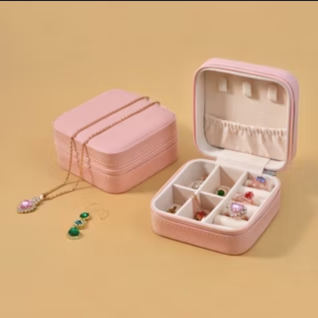 cielb's tweet image. wts inrush!
— sylvanian persian cat nursery + box + topi 
☆. take all only ! ( 105k + pack 5k )
☆. co packing only🍊 ( 5k ) sisanya tf ( menerima segala jenis proof ^_^ ), dom bdg
☆. cek condi bisa dm yaa, all good condi ( bonus perintilan properties ) ♡___♡

NO HNR !