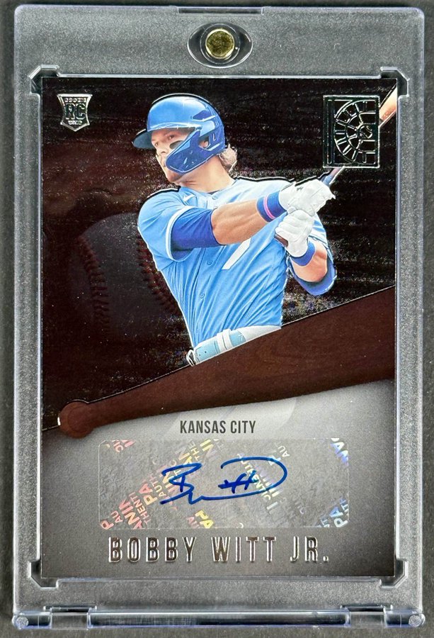 Monthly Giveaway!
Win this Bobby Witt Jr Rookie Auto! 🔥

Like, follow, and repost to Enter  

Bonus Entries: Reply with a pic of your favorite baseball card hit. Each reply = 1 additional entry!

Winner selected August 31st. Visit <a href="/CardSightAI/">CardSight AI, Inc.</a>  for full Terms &amp; Conditions.