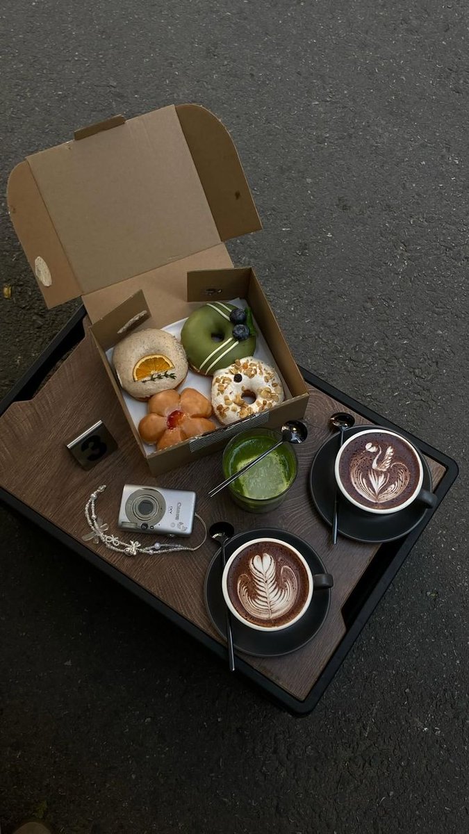 shewearprada's tweet image. Day out ☁️🌸🍵