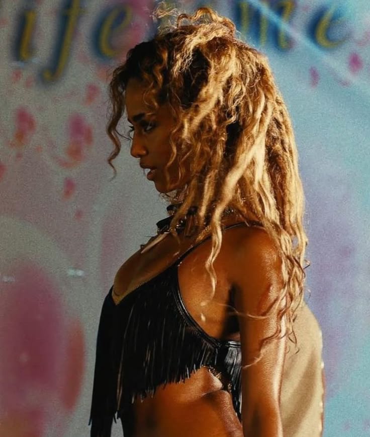 FanTylaa's tweet image. PUSH TO START got 2 Nominations For Tyla At This years #VMAs ! 
Iconic!! 🤭🚧🐅🤍
#tyla #pushtostart