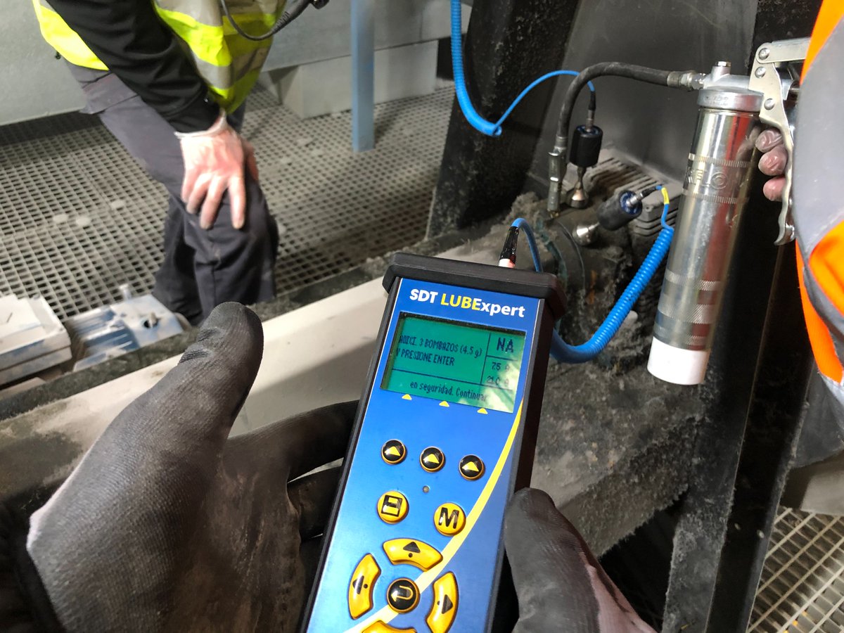 The SDT340 is more than a #ConditionMonitoring tool.
It’s a complete #Reliability and #Maintenance solution.

With its High Signal Resolution, focUS Mode up to 256 kHz &amp; its versatility... You can detect the smallest #Defects before they become costly failures.