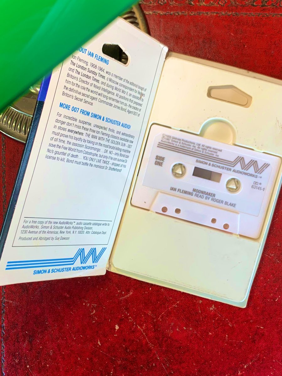 A curious item from the weekends haul - #moonraker on cassette read by Roger Blake (the chap that played Noel Coward in an episode of Red Dwarf)
Heavily abridged to a 90 min runtime - now just need a cassette player to listen to it!

#JamesBond 
#audiobook
