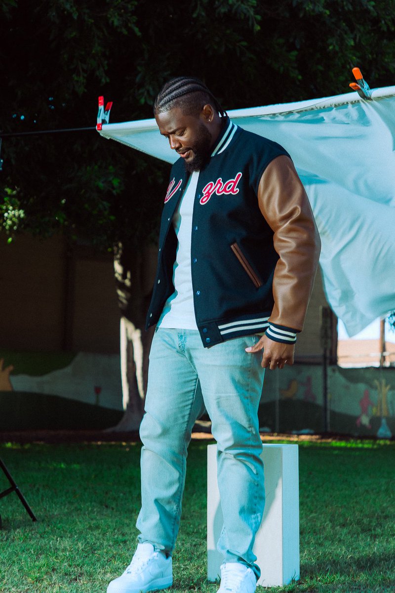 THACAPITALG's tweet image. I can’t thank @KidCudi enough for gifting me a varsity jacket from his WZRD brand. Thank you so much, Scott. This means more than you know.

#KidCudi #WZRD #WZRDshop