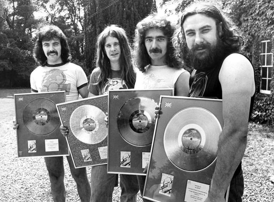 tonyiommi's tweet photo. Certified gold in August '77: Technical Ecstasy 📀 https://t.co/21Z9EPTgMF