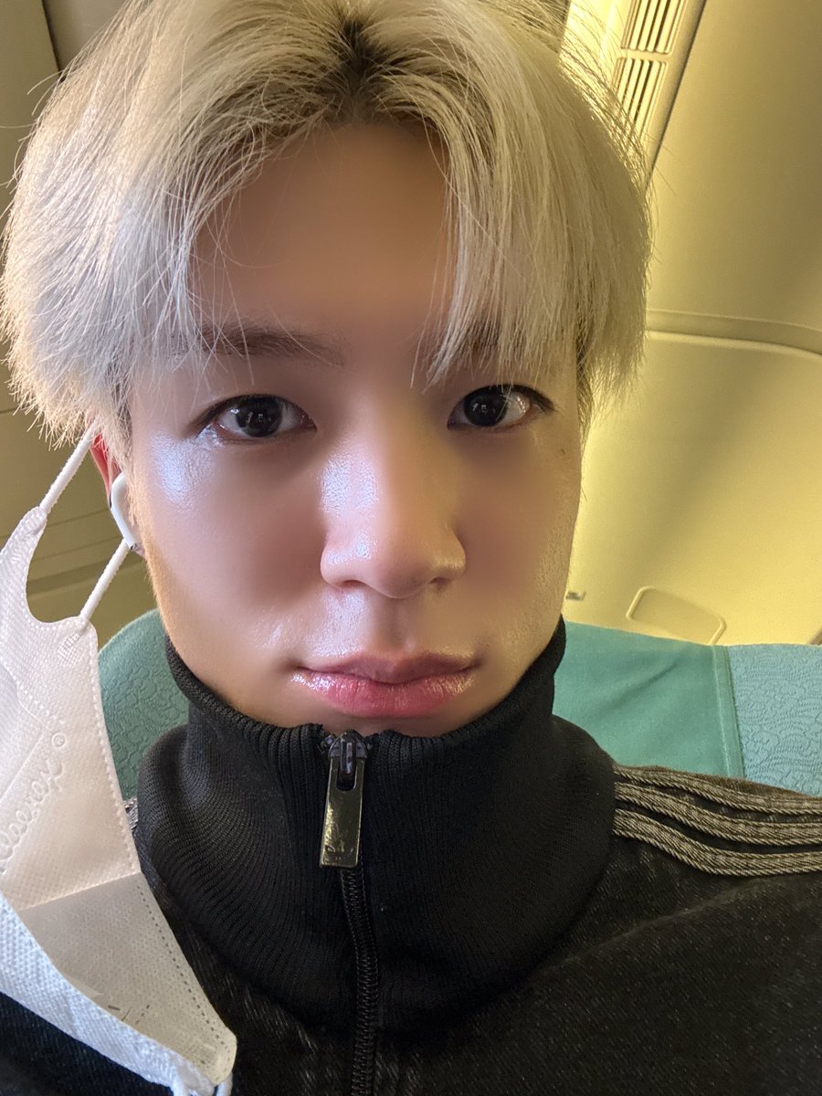 writtenbykayy's tweet photo. Boss vs Secretary - PAP
#TheHalims other story
a Jeno NCT DREAM and Giselle AESPA few tweets AU #jenselle #royalatte
ⓒ writtenbykayy https://t.co/IMzC9hira0