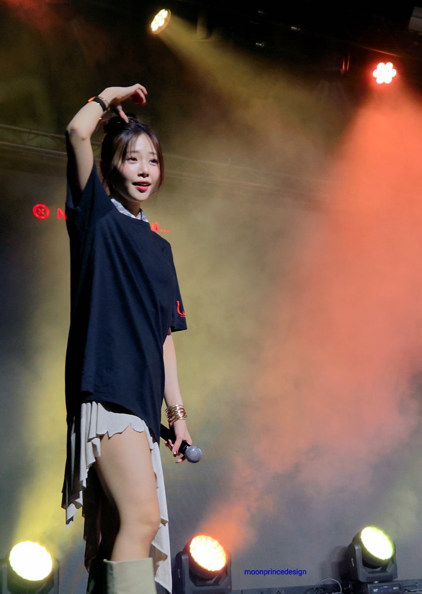 ☆ everytime i see this photo fairytale starts playing in my head 

#jiu #uau #uauindallas #uauintexas #유아유 #지유