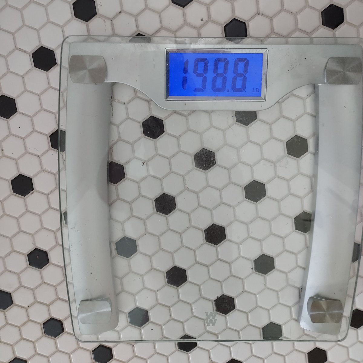I don't wanna milk the banger tweet BUT after a second session of Goonercising I've lost an additional 4 pounds, and I'm back below 200 for the first time in years :)