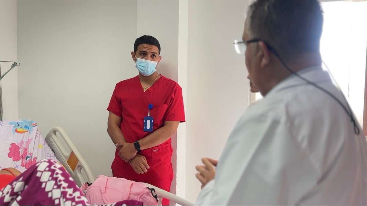 💙🏥🫶🏻 Seguimos trabajando día día por una atención humanizada, oportuna y con calidad.
👨‍⚕️Junto al equipo médico continúa acompañando de cerca los procesos de atención y recuperación de nuestros usuarios.
<a href="/giovannyrubiano/">Giovanny Rubiano MD</a> <a href="/MinSaludCol/">MinSalud Colombia 🇨🇴</a> <a href="/Supersalud/">Supersalud</a> <a href="/LuisTorreSalud/">Luis Torres Castro - .</a>