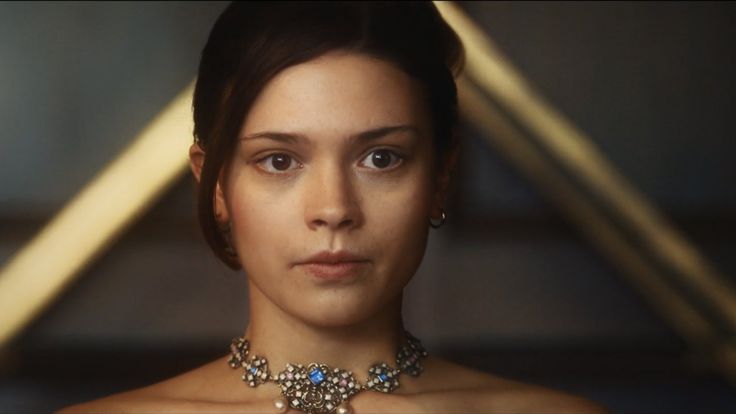 hiddlesreid's tweet image. a beleza da Ruby Bell