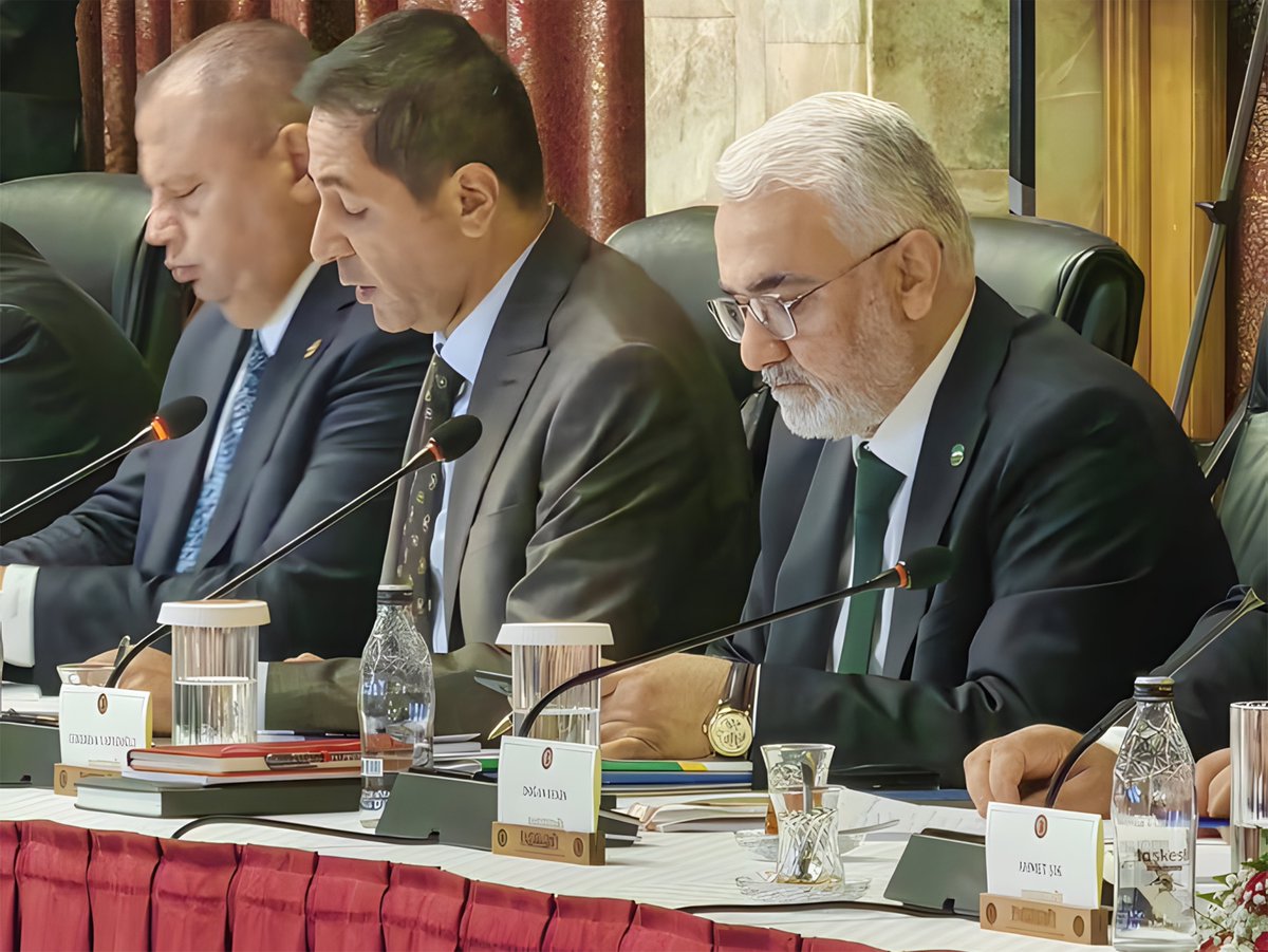 Genel Başkanımız Sayın Zekeriya Yapıcıoğlu, "Terörsüz Türkiye" hedefi doğrultusunda kurulan komisyonun ilk toplantısında hitaplarını gerçekleştirdi.

Konuşmanın tamamını okumak için tıklayınız:
🔗hudapar.org/haberler/genel…