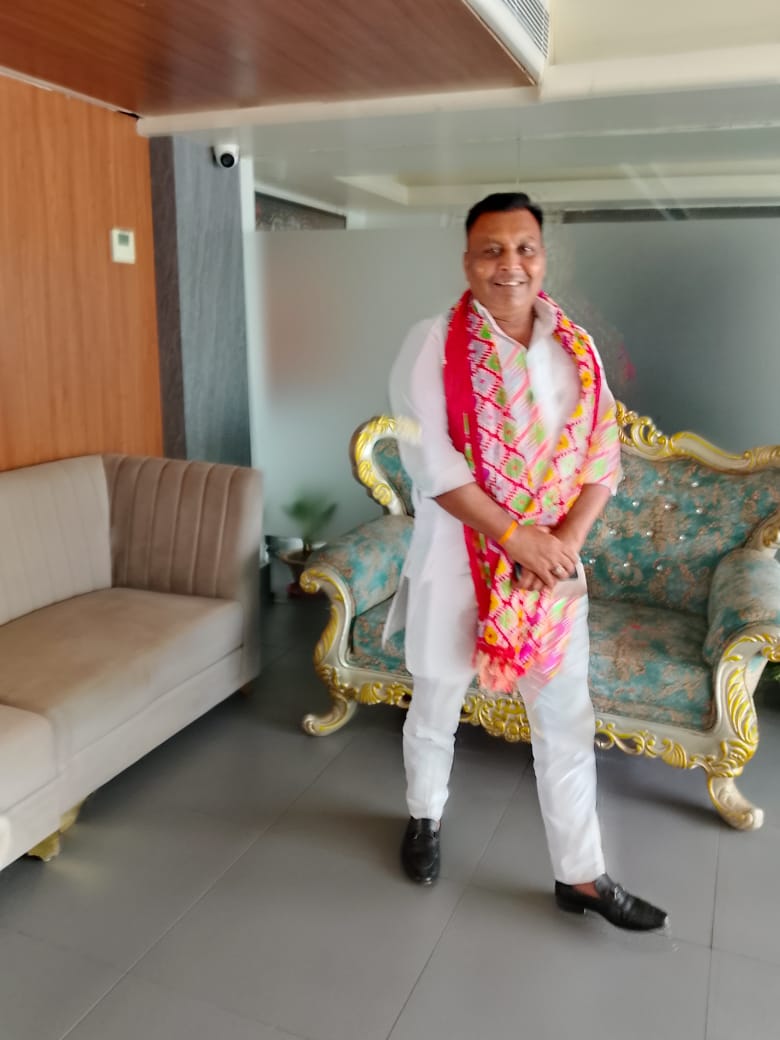 प्रभु सभी का कष्ट दूर करे
जय बजरंग बली 
अयोध्या धाम