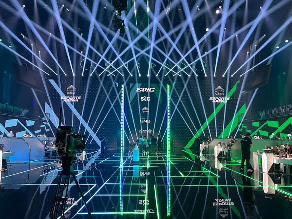 The stage is set. Lights on.
This is where legends are made!

Whichs kings of the world? 👑
👇 Drop your predictions. #EWC